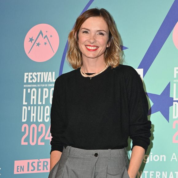 De quoi rendre fière sa maman

Isabelle Ithurburu arrive à la cérémonie d'ouverture du 27ème Festival du Film de Comédie à L'Alpe d'Huez, France, le 15 janvier 2024. Photo par Mireille Ampilhac/ABACAPRESS.COM