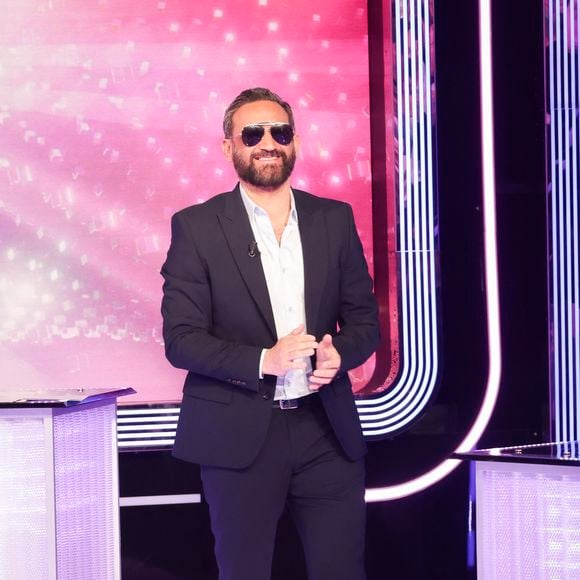 Exclusif - Cyril Hanouna, sur le plateau de l’émission « TPMP » présentée par C.Hanouna et diffusée en direct sur Youtube et sur toutes les box (SFR, FREE, MyCanal etc), Paris, France, le 04 mars 2025. © Jack Tribeca / Bestimage