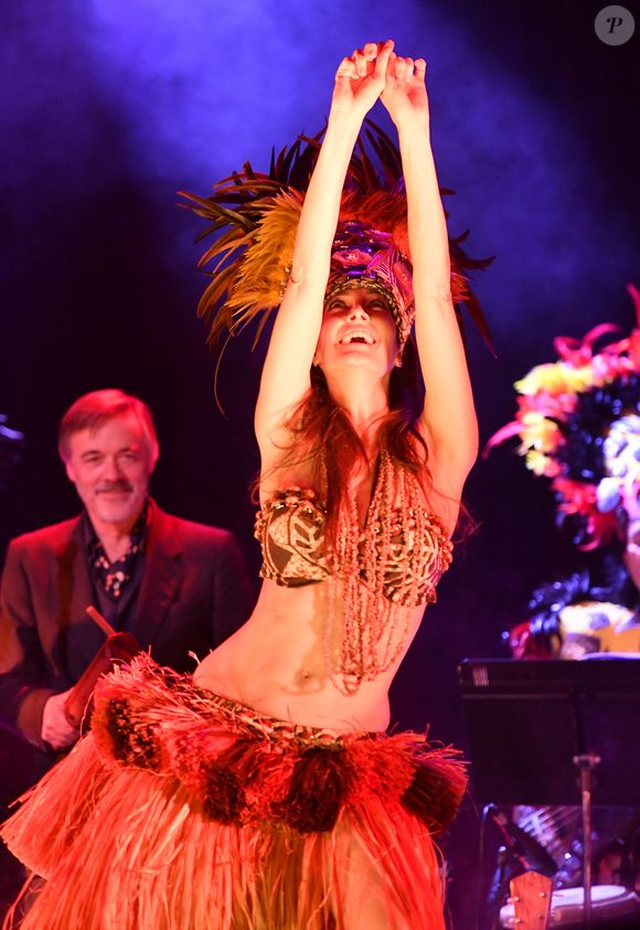 À l'occasion des 47 ans de l'ancienne Miss France, 

Mareva Galanter (Miss France 1999) en concert au théâtre Music-Hall Show l'Alhambra à Paris, France, le 23 novembre 2023. © Veeren/Bestimage