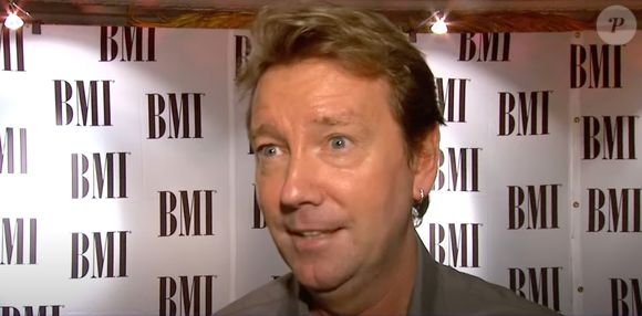 John Reid en interview pour la chaîne BMI - en 2010 (Capture d'écran).