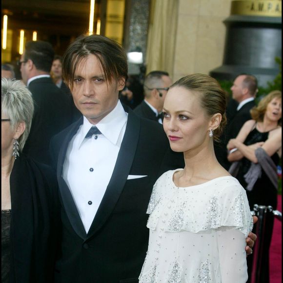 Vanessa Paradis et Johnny Depp en 2004, aux Oscars  AGENCE / BESTIMAGE