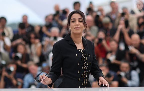 Le lendemain, l'actrice est apparue au photocall vêtue d'un pantalon capri très tendance.

Leïla Bekhti (présidente du jury) au photocall du jury Un Certain Regard lors du 79ème Festival International du Film de Cannes, France, le 13 mai 2026. © Jacovides-Moreau/Bestimage