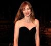 Elle évoque avec humour la jalousie de ses fils à l'idée qu'elle puisse refaire sa vie.

Louise Bourgoin pose en backstage de l'émission "Cannes ce soir" lors du 79ème Festival International du Film de Cannes le 18 mai 2026. © Jack Tribeca / Bestimage