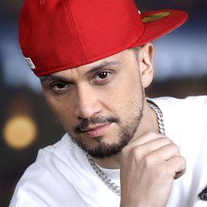 À peine arrivée en salle d’accouchement, elle a senti l’envie de pousser et le bébé est arrivé en deux efforts seulement.

Exclusif - Portrait de Billy Crawford à Paris, le 20 mars 2025.
© Cédric Perrin/Bestimage