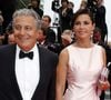Depuis leur rencontre, Christian Clavier et Isabelle de Araujo ne se sont plus quittés. 

Christian Clavier et Isabelle De Araujo (Bijoux APM Monaco) - Montée des marches du film "Jimmy's Hall" lors du 67 ème Festival du film de Cannes - CannesBORDE-MOREAU / BESTIMAGE