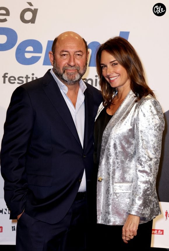 Kad Merad et sa femme Julia Vignali - Photocall de la cérémonie d'ouverture du 17ème Festival Lumière à la Halle Tony Garnier à Lyon, le 11 octobre 2025. © Dominique Jacovides / Bestimage