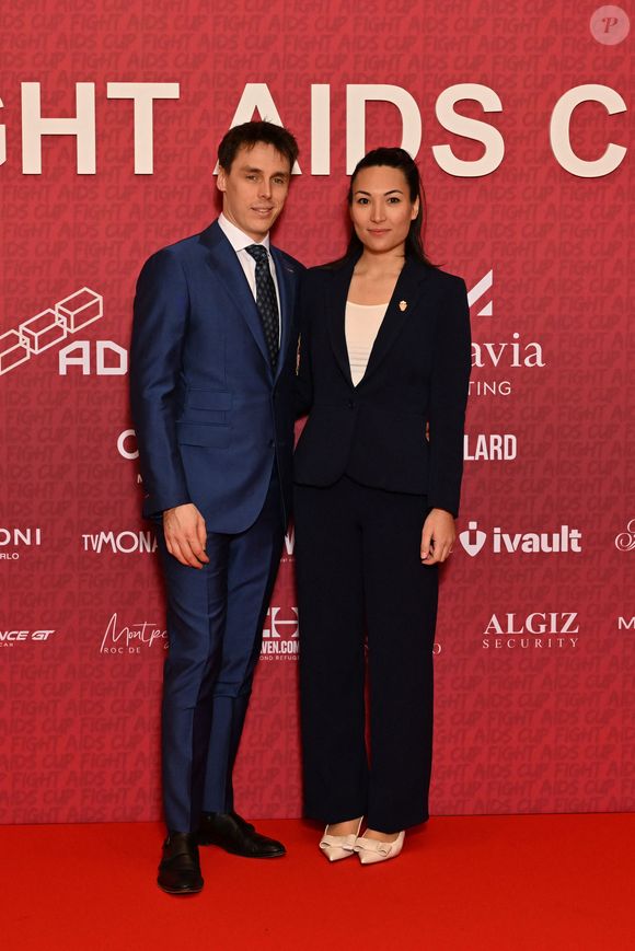 Louis et Marie Ducruet durant la soirée de gala du "Fight Aids Cup 2026" à l'hôtel Fairmont Monte-Carlo à Monaco, le 24 janvier 2026 après la sixième édition de la Fight Aids Cup, un match de football caritatif au stade Louis II qui a opposé l'équipe du Cirque FC de la princesse Stéphanie et les Barbagiuans du prince Albert. Ce match de charité a pour but de soutenir Fight Aids Monaco, association qui lutte contre le virus du VIH, soutenue par l'AS Monaco, et dont la princesse Stéphanie en est la présidente. Dans l'équipe du prince, il y a notamment Charles Leclerc, Youri Djorkaeff, en capitaine Louis Ducruet et Ludovic Giuly en coach heureux car son équipe a remporté la rencontre aux pénalties et malgré la présence de Christian Karembeu ou d'Andriy Chevtchenko venus en renfort dans l'équipe du cirque. C'est la princesse Stéphanie qui a donné le coup d'envoi au côté de Paul Pogba.© Bruno Bebert / Bestimage