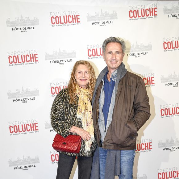 Thierry Lhermitte et sa femme Hélène - Vernissage presse de l'exposition "Coluche" à l'Hôtel de Ville de Paris le 5 octobre 2016. © Pierre Perusseau/Bestimage