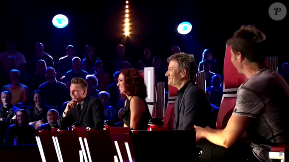 Yana De Saedeleer lors de sa prestation dans The Voice van Vlaanderen, diffusée en 2016 sur VTM