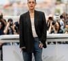 Pour préparer ce rôle de femme confrontée à l’addiction, elle a intégré un groupe de parole réservé aux femmes.

Adèle Exarchopoulos au photocall du film "Mariage Au Goût D'Orange" (Orange-Flavoured Wedding) lors du 79ème Festival International du Film de Cannes, France, le 20 mai 2026. © Jacovides-Moreau/Bestimage