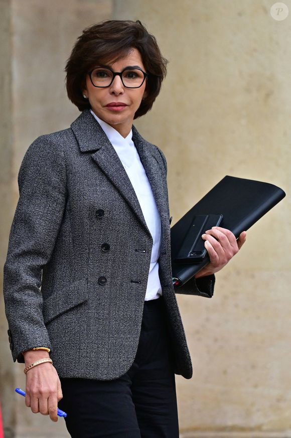 Rachida Dati, Ministre de la Culture, à la sortie du Conseil des ministres au palais présidentiel de l'Elysée à Paris - Sortie du Conseil des ministres au palais de l'Elysée à Paris.  © Christian Liewig / Bestimage
