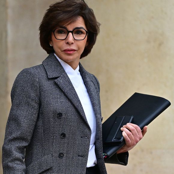 Rachida Dati, Ministre de la Culture, à la sortie du Conseil des ministres au palais présidentiel de l'Elysée à Paris - Sortie du Conseil des ministres au palais de l'Elysée à Paris.  © Christian Liewig / Bestimage