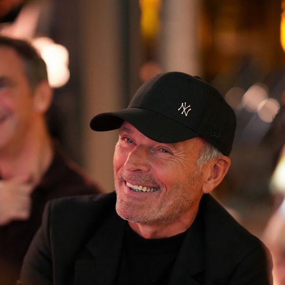 Laurent Baffie, qui a travaillé dans le passé sur Rire et chansons, lors de la soirée annuelle de gala de l'association Hope au pavillon Gabriel à Paris le 14 octobre 2025. © Anne-Sophie Guebey / Bestimage