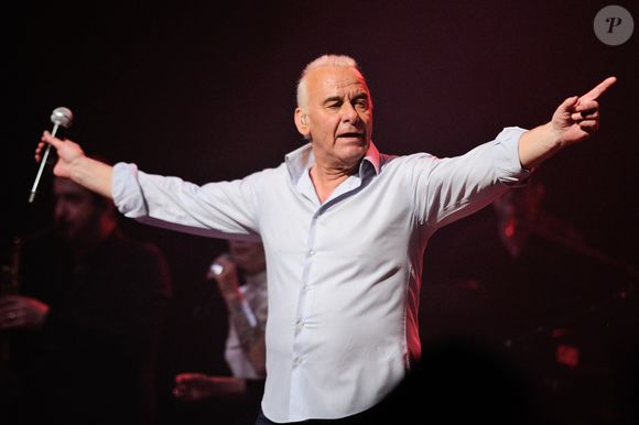 Michel Fugain se produisant lors du concert donné pour célébrer les 66 ans d'Israël au Palais des Sports de Paris, France, le 05 mai 2014. Photo by Aurore Marechal/ABACAPRESS.COM