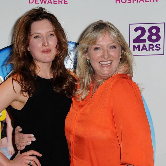 Charlotte de Turckheim et sa fille aînée gèrent également une maison d'hôtes en Provence.

Julia Piaton et Charlotte De Turckheim assistent à la première du film « Mince Alors ! », qui s'est tenue à l'UGC Cine Cité Les Halles à Paris, en France, le 20 mars 2012. Copyright : Nicolas Briquet/ABACAPRESS.COM