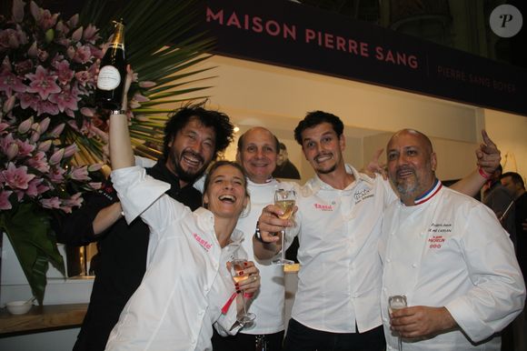 Exclusive - Pierre-Sang Boyer, Amandine Chaignot, Erci Briffard, Juan Arbelaez et Frédéric Anton lors de l'évènement "Taste of Paris 2017 - Le festival des chefs" sous la nef du Grand Palais.  Paris, le 21 mai 2017.
© Philippe Baldini/Bestimage