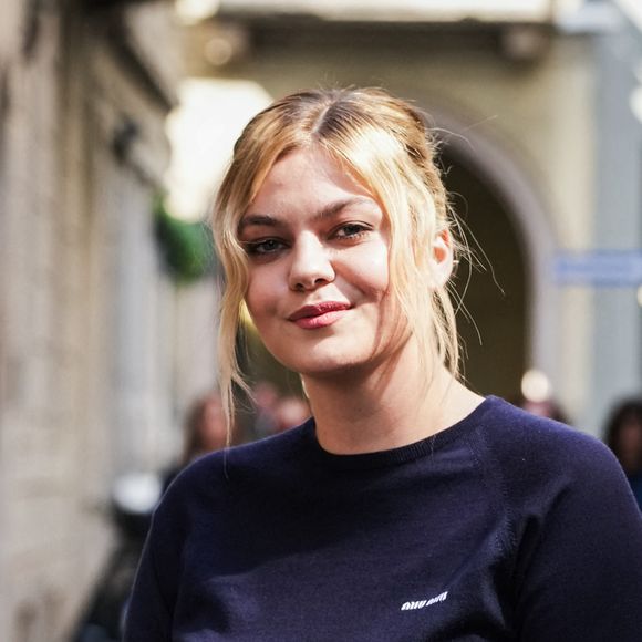 Louane explique comment sa fille Esmée a réagi à sa chanson maman pour l’Eurovision

Louane - Les célébrités arrivent au 2ème Club littéraire Miu Miu pendant la Milan Design Week à Milan. 
© Lucia Sabatelli / Bestimage