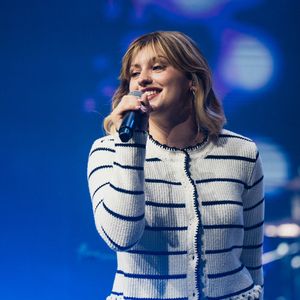 Ce qui interpelle, c'est son profil similaire avec celui de Marine, gagnante de la saison dernière.

Exclusif - Marine Delplace en concert lors de la 1e édition du "Festival Europe 2" au Casino de Paris le 17 juin 2025. © Alexandre Fumeron/Bestimage