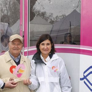 Claire Mounier-Vehier, Thierry Drilhon, Marc Ladreit de Lacharrière lors de l'inauguration du "Bus du coeur des femmes" à Argenteuil de l'association "Agir pour le coeur de femmes" avec le soutien de la Fondation Marc Ladreit de Lacharrière le 11 mars 2026.
© Jack Tribeca / Bestimage