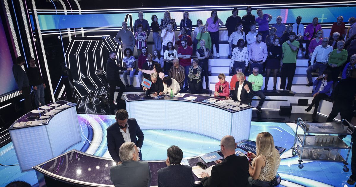 Fin de C8 et NRJ12 On sait ce que verront les téléspectateurs s