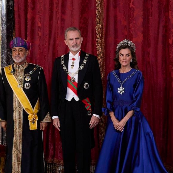 Le roi Felipe VI d'Espagne et la reine Letizia lors de la cérémonie d'accueil du sultan d'Oman Haïtham ben Tariq à Madrid le 4 novembre 2025. Photo par Cordon / Bestimage