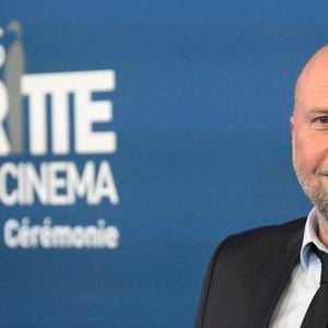 François Damiens - Les célébrités à la 14ème cérémonie des Magritte awards à Bruxelles, le 22 février 2025. Si le film "La nuit se traîne" de M.Blanchart a remporté dix prix, l'acteur-réalisateur français G/Lellouche a reçu un Magritte d'Honneur. © Photonews / Bestimage