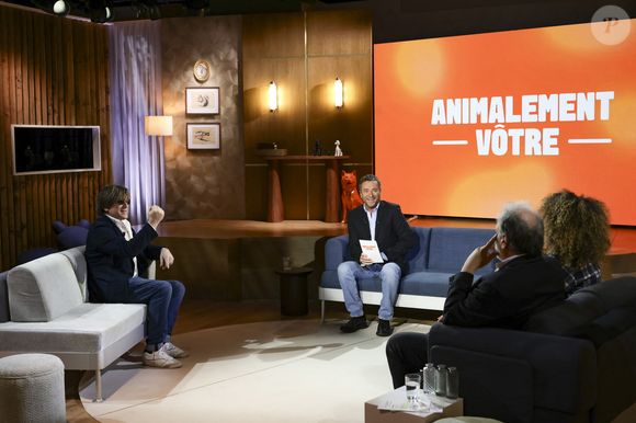 Que ce soit en devenant parrain d'une association normande venant en aide aux chats handicapés ou abandonnés

Exclusif - Thomas Dutronc et Bernard Montiel 
Jack Tribeca / Bestimage