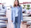 Laura Smet lors du photocall de "Surface" sur la plage du Majestic lors du festival CanneSeries saison 8 à Cannes, France, le 28 avril 2025. © Denis Guignebourg/Bestimage