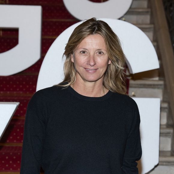 Depuis deux ans maintenant, Sarah Poniatowski, ex-femme de Marc Lavoine, partage sa vie avec un célèbre acteur. 

Sarah Poniatowski - Soirée de lancement du premier guide "Huggy Paris Numéro 1", un guide avec sa sélection des plus belles adresses de la capitale (hôtels, eat&drink, et home), Paris. © Cyril Moreau/Bestimage