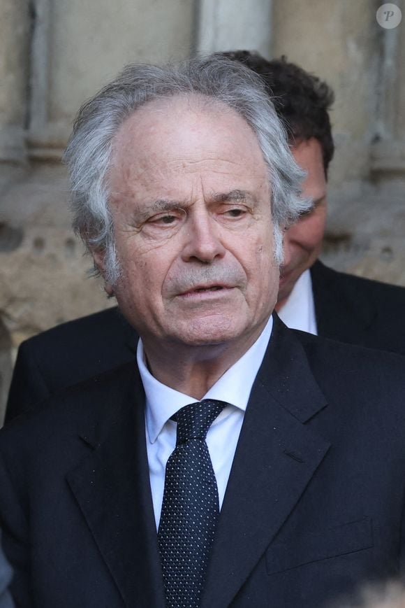 Franz-Olivier Giesbert - Sorties des obsèques de Philippe Labro en l'église de Saint-Germain-des-Prés à Paris le 13 juin 2025. © Dominique Jacovides - Christophe Clovis / Bestimage
