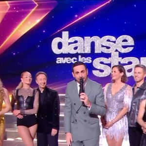 Cette candidate de Danse avec les stars a dû être prise en charge. 
Capture d'écran de "Danse avec les stars" sur TF1.