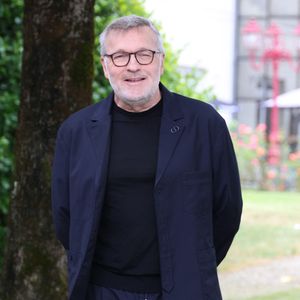 Laurent Ruquier - Photocall avec l'équipe de l'émission de radio "Les grosses têtes" lors de la 17ème édition du Festival du Film Francophone de Angoulême (FFA). Le 29 août 2024
© Coadic Guirec / Bestimage # | 00674565