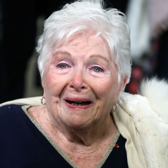 Line Renaud - Line Renaud, 97 ans, a inauguré un jardin public qui porte son nom, à Lille, France, le mercredi 17 décembre 2025.
© Claude Dubourg/Bestimage