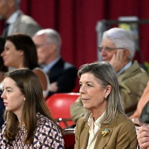 Exclusif - Ben Sylvester Strautmann, sa compagne, la princesse Alexandra de Hanovre, la princesse Caroline de Hanovre, le prince Albert II de Monaco et Melanie Antoinette de Massy lors de l'exposition Canine Internationale 2025 de Monaco sous le chapiteau Fontvieille, le 11 mai 2025. © Bruno Bebert / Bestimage