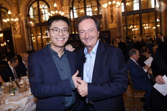 Exclusif - Weiliang Shi (directeur général de Huawei France), Michel-Edouard Leclerc - Déjeuner du Chinese Business Club en l'honneur de M.E. Leclerc à l'InterContinental Paris le 31 janvier 2023. © Rachid Bellak/bestimage