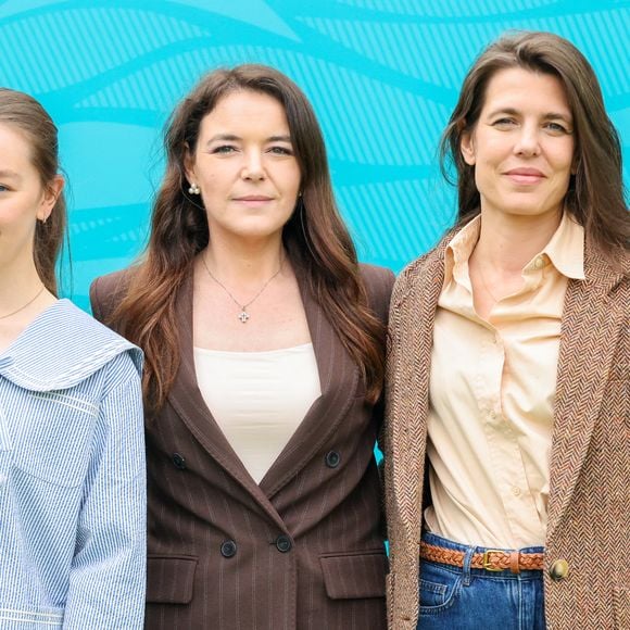 Mélanie-Antoinette de Massy, Charlotte Casiraghi et la princesse Alexandra de Hanovre lors de la sixième journée du Rolex Monte-Carlo Masters au Monte-Carlo Country Club de Monaco, le 10 avril 2026. © Claudia Albuquerque/Bestimage