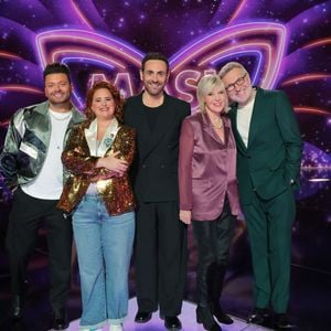"Mask Singer", la saison 7 sur TF1

Kev Adams, Elodie Poux, Camille Combal, Chantal Ladesou et Laurent Ruquier dans "Mask Singer 2025". © Laurent VU / TF1
