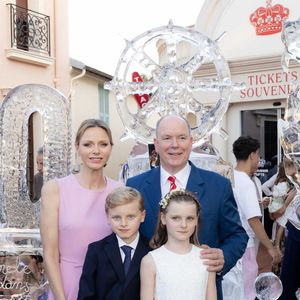 Le Prince Jacques de Monaco, la Princesse Charlène de Monaco, la Princesse Gabriella de Monaco et le Prince Albert II de Monaco assistent à la célébration des 20 ans de règne du Prince Albert II de Monaco le 19 juillet 2025 à Monaco, Monaco. Photo par Olivier Huitel/ABACAPRESS.COM