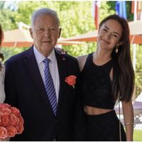 Georges Blanc papa d’une fille de 18 ans, Lara travaille dans l’un des prestigieux restaurants du chef étoilé de 82 ans