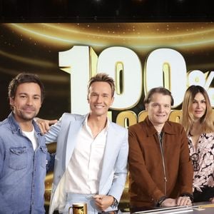 Sacré animateur préféré des Français il y a quelques mois, Cyril Féraud promet une nouvelle soirée télévisée placée sous le signe de la réflexion et de la bonne humeur.

Exclusif - Bertrand Chameroy, Cyril Féraud, Benabar, Hélèna Noguera, lors de l'enregistrement de l'émission "100% Logique", présentée par C.Féraud et diffusée le 18 avril 2026 sur France 2, à Paris, France, le 20 février 2026. © Jack Tribeca/Bestimage