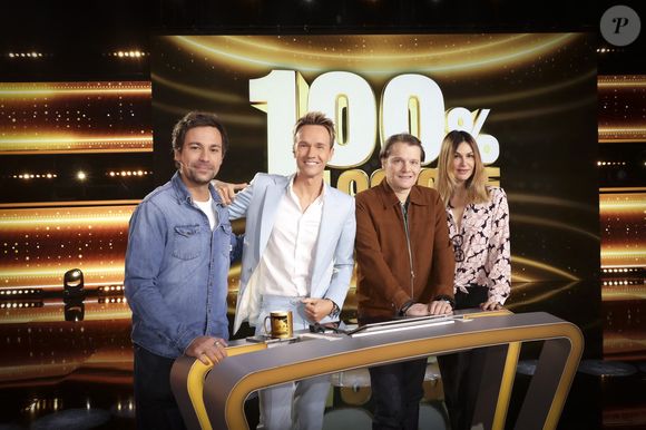 Sacré animateur préféré des Français il y a quelques mois, Cyril Féraud promet une nouvelle soirée télévisée placée sous le signe de la réflexion et de la bonne humeur.

Exclusif - Bertrand Chameroy, Cyril Féraud, Benabar, Hélèna Noguera, lors de l'enregistrement de l'émission "100% Logique", présentée par C.Féraud et diffusée le 18 avril 2026 sur France 2, à Paris, France, le 20 février 2026. © Jack Tribeca/Bestimage