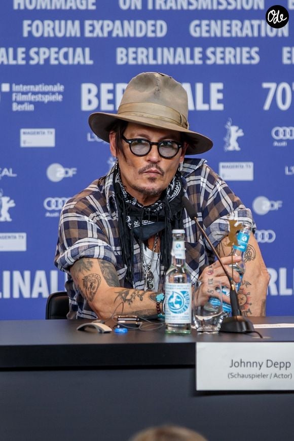 Johnny Depp pour la présentation du film "Minamata" (conférence et photocall) au 70ème Festival international du film de Berlin, La Berlinale 2020, à Berlin le 21 Février 2020. Crédit : Backgrid UK/ Bestimage