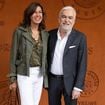 Pascal Praud avec sa compagne Catherine, Caroline Roux et son mari Laurent Solly.... les personnalités télé avec leurs moitiés à Roland-Garros