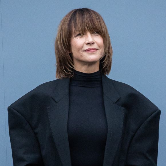 PFW - Sophie Marceau est arrivée au défilé Balenciaga lors du défilé Vêtement Femme Printemps-Été 2025 dans le cadre de la semaine de la mode à Paris le 30 septembre 2024 à Paris, France. Photo Nasser Berzane/ABACAPRESS.COM
