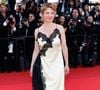 Pour l'occasion, Mélanie Thierry a affiché un nouveau look.

Mélanie Thierry (Bijoux Tasaki) - Montée des marches du film " La vie d'une femme " lors du 79ème Festival International du Film de Cannes, le 13 mai 2026. © Jacovides-Moreau / Bestimage