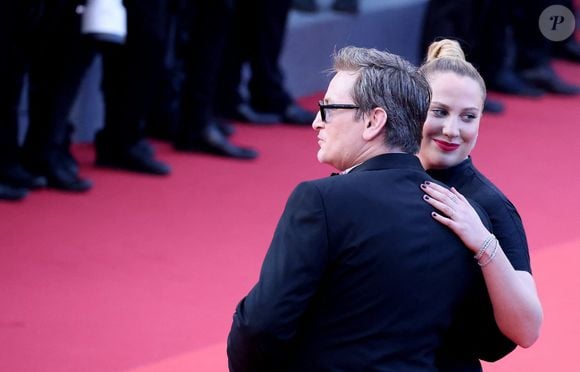 Benoît Magimel et sa femme Margot Pelletier - Montée des marches du film « Elémentaire » pour la cérémonie de clôture du 76ème Festival International du Film de Cannes, au Palais des Festivals à Cannes. Le 27 mai 2023
© Jacovides-Moreau / Bestimage