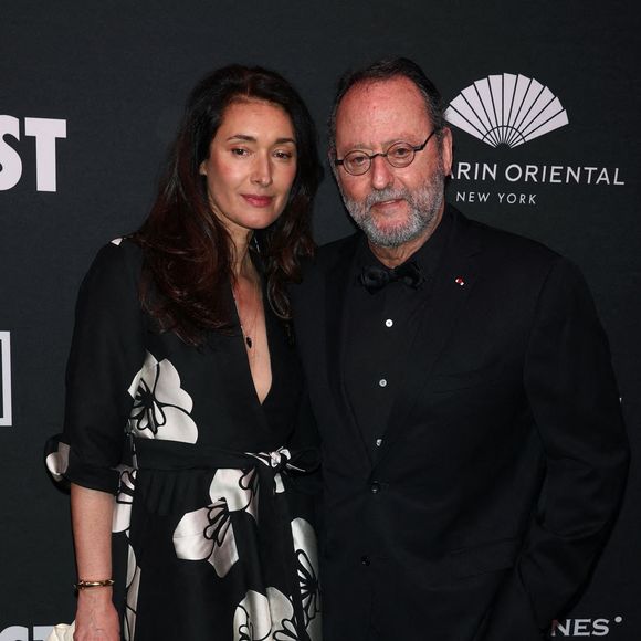 Jean Reno et Zofia Borucka assistent au Gala City Harvest au restaurant Cipriani à New York, NY le 22 avril 2025. Photo par Charles Guerin/ABACAPRESS.COM