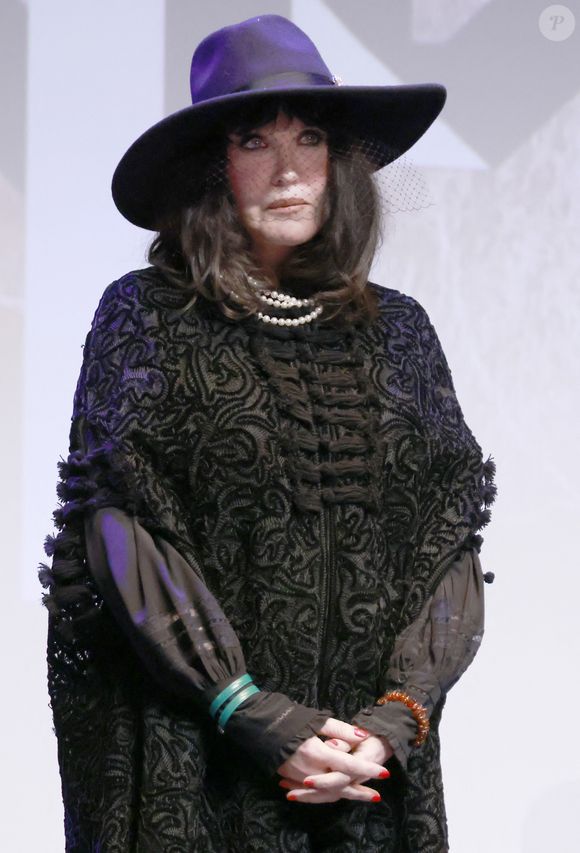Isabelle Adjani à la soirée de présentation du téléfilm "Diane de Poitiers" lors de la 24ème édition du Festival de la Fiction TV de La Rochelle, France, le 16 septembre 2022. © Christophe Aubert/Bestimage