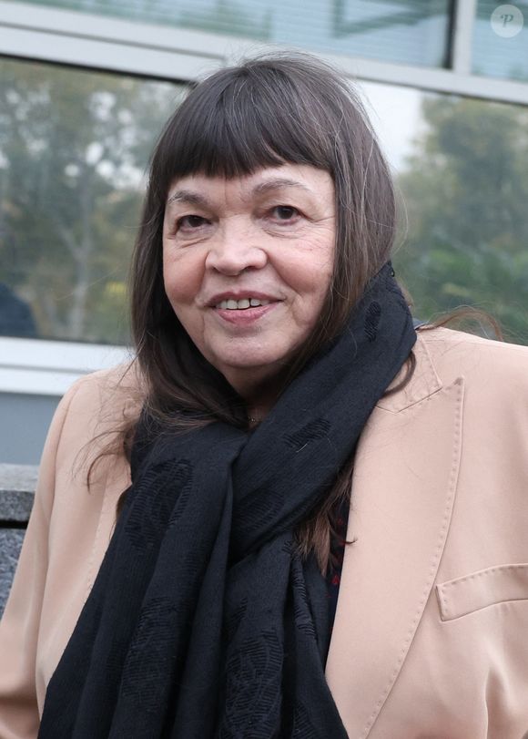 Exclusif - Myriam Boyer - Arrivées lors de l'enregistrement de l'émission "Vivement Dimanche" (du 16 novembre) à Paris le 22 octobre 2025. © Bestimage