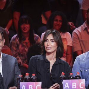 Exclusif - Laurent Fontaine, Géraldine Maillet, Raymond Aabou lors de l'émission "Tout beau, tout n9uf" présentée par C. Hanouna sur W9 à Paris le 12 septembre 2025.

© Jack Tribeca / Bestimage
